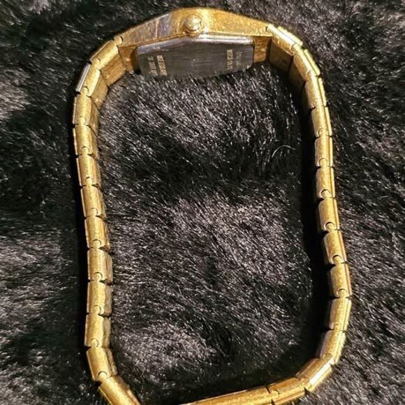 Vintage goldtone ladies Bulova watch main image 5